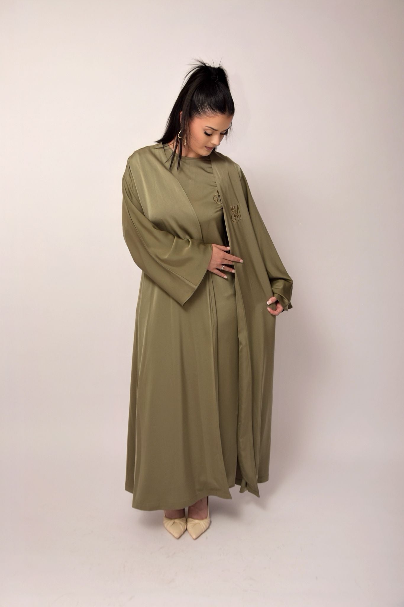 Ensemble Satin Crêpe – Kaki Élégant