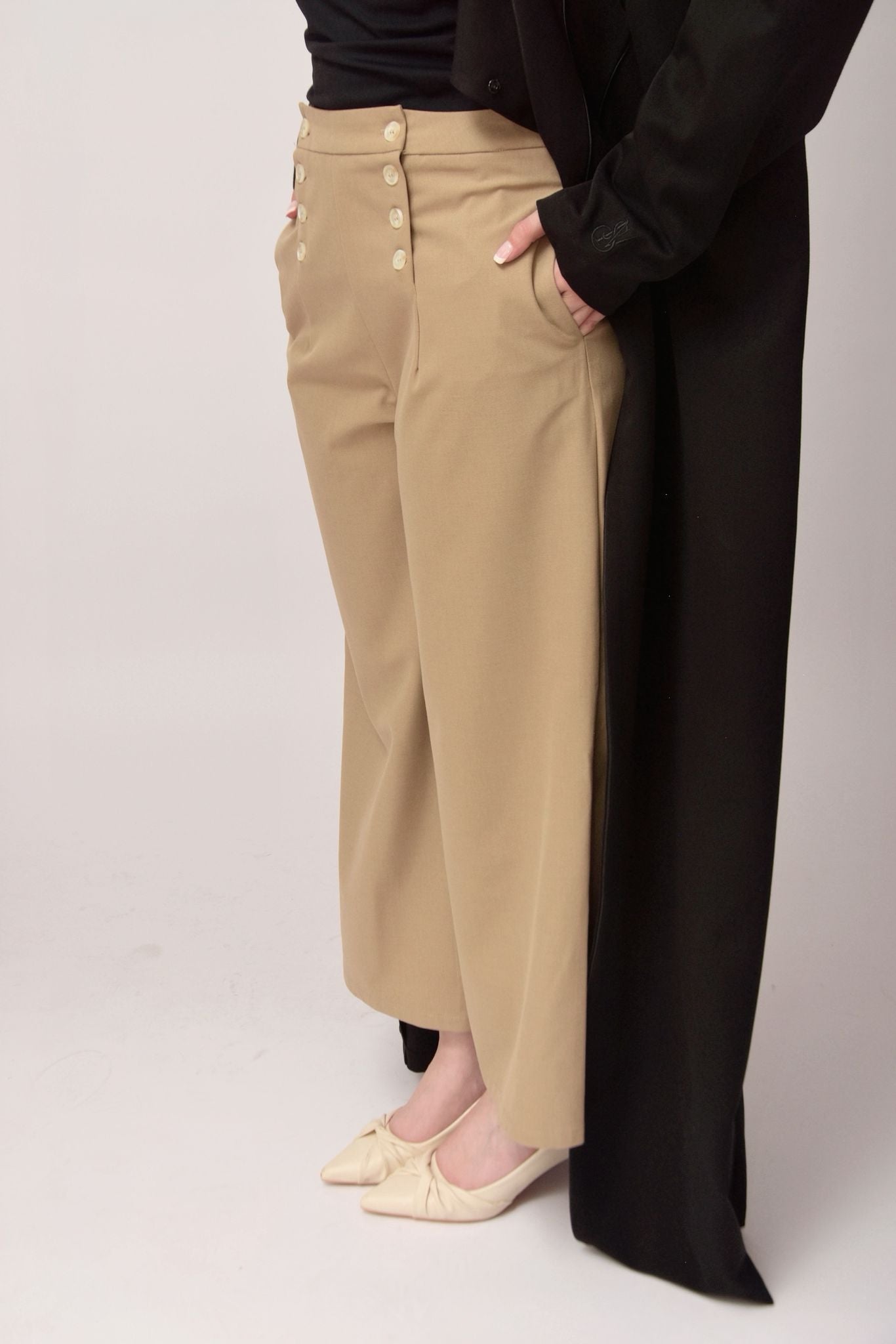 Pantalon Tailleur Élégant – Beige Sable