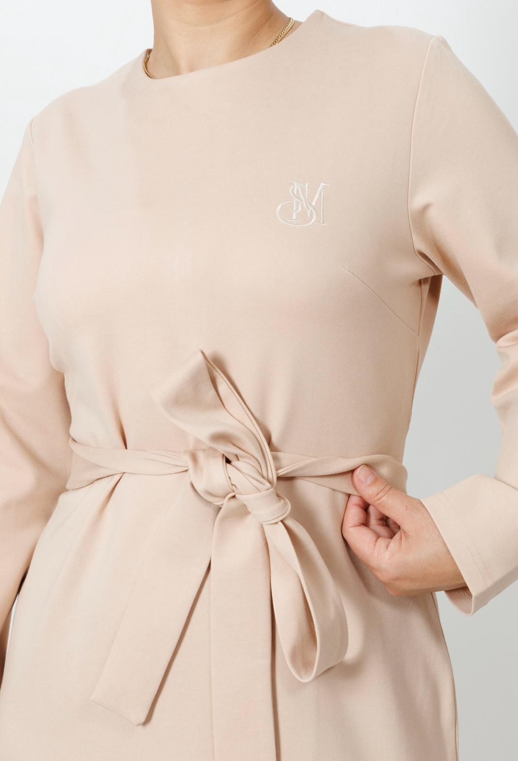 Long dress with belt - Beige color