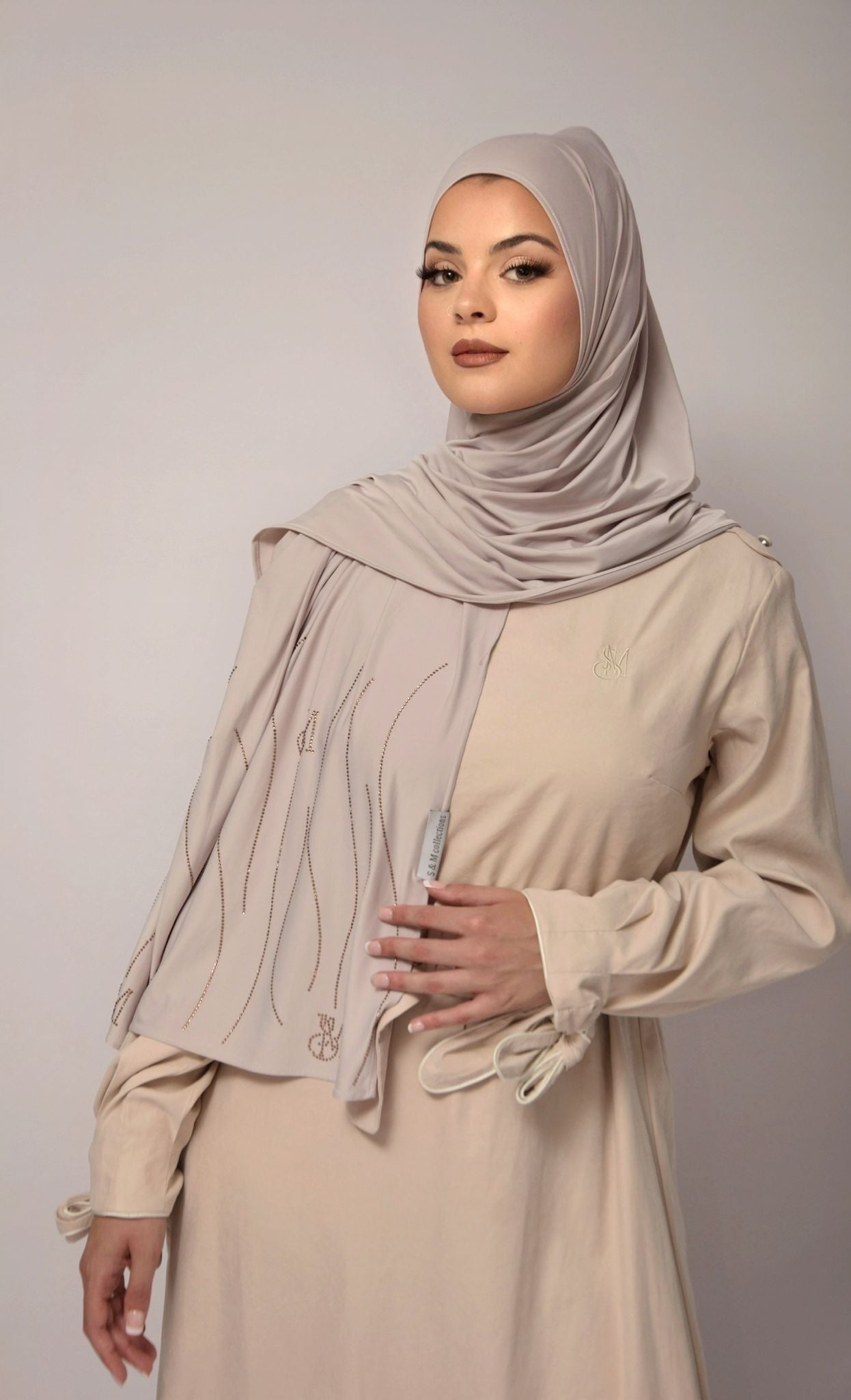 Jersey Liquide – Effet Satiné Taupe Clair