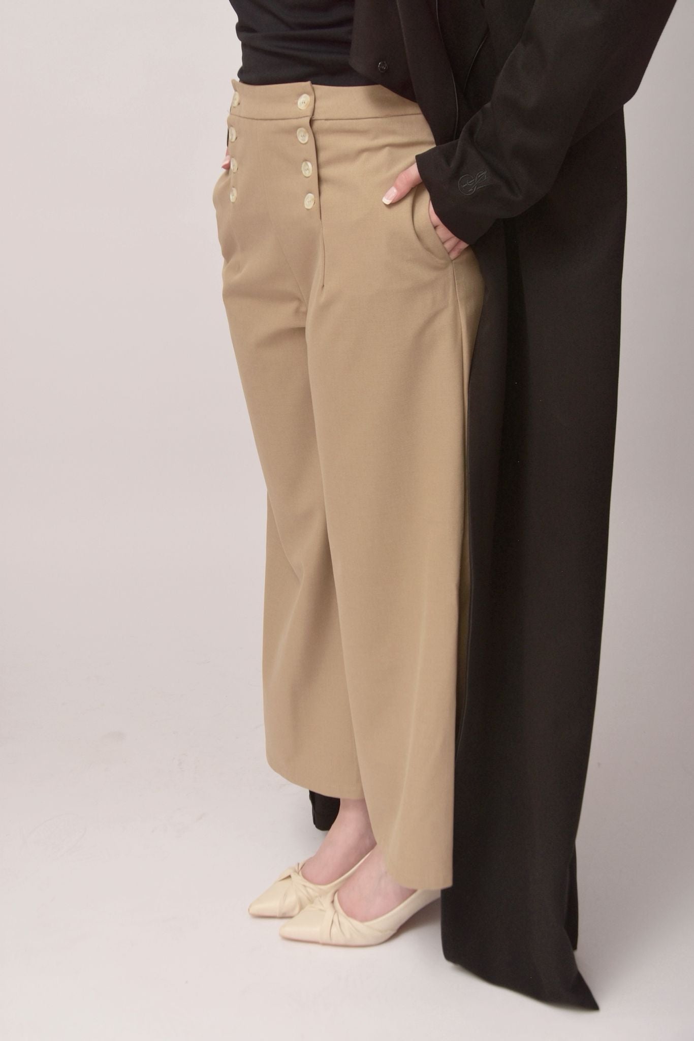 Pantalon Tailleur Élégant – Beige Sable